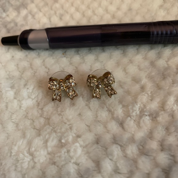 Bundle of earrings from Buckle - Picture 10 of 11